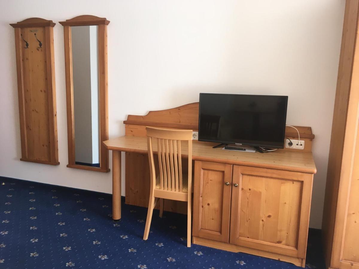Hotel Gasthof Familie Czepl Ernsthofen Екстериор снимка