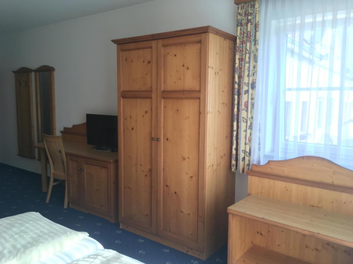 Hotel Gasthof Familie Czepl Ernsthofen Екстериор снимка